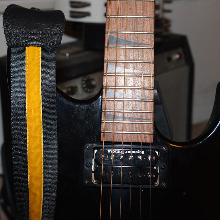 guitar strap matching